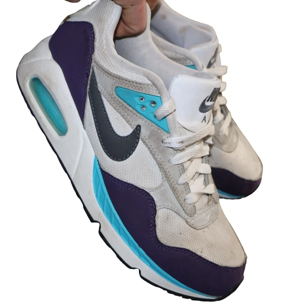 Nike Women's Purple‎ and Blue air maxes size 6
